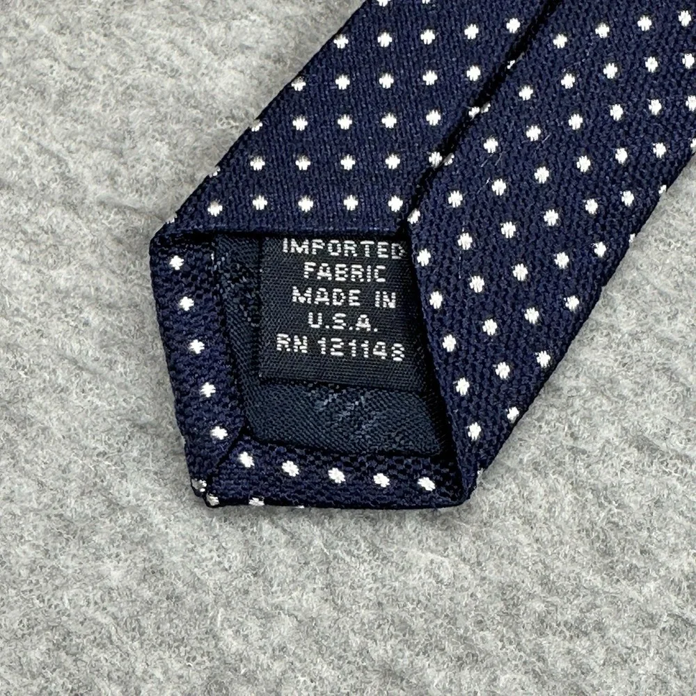 Tommy Hilfiger Mens Neck Tie Pink Silk White Flowers‎ Pattern Navy Pin Dot Tail